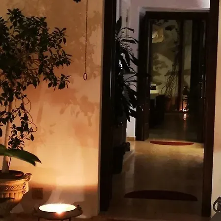 Oda ve Kahvaltı Corti Carmela