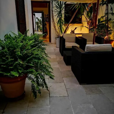 Corti Carmela 3*