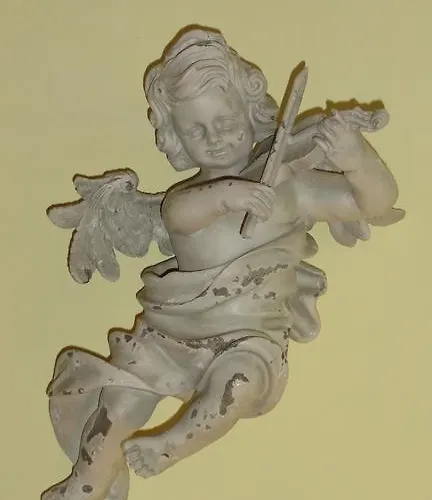 Corti Carmela Готель типу 