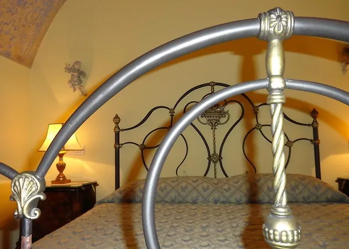 Corti Carmela Готель типу 