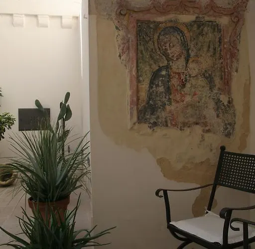 Corti Carmela Готель типу 